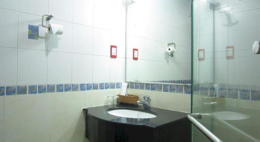 Thien Hoa Hotel 2*